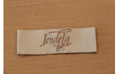 Damask Jendela